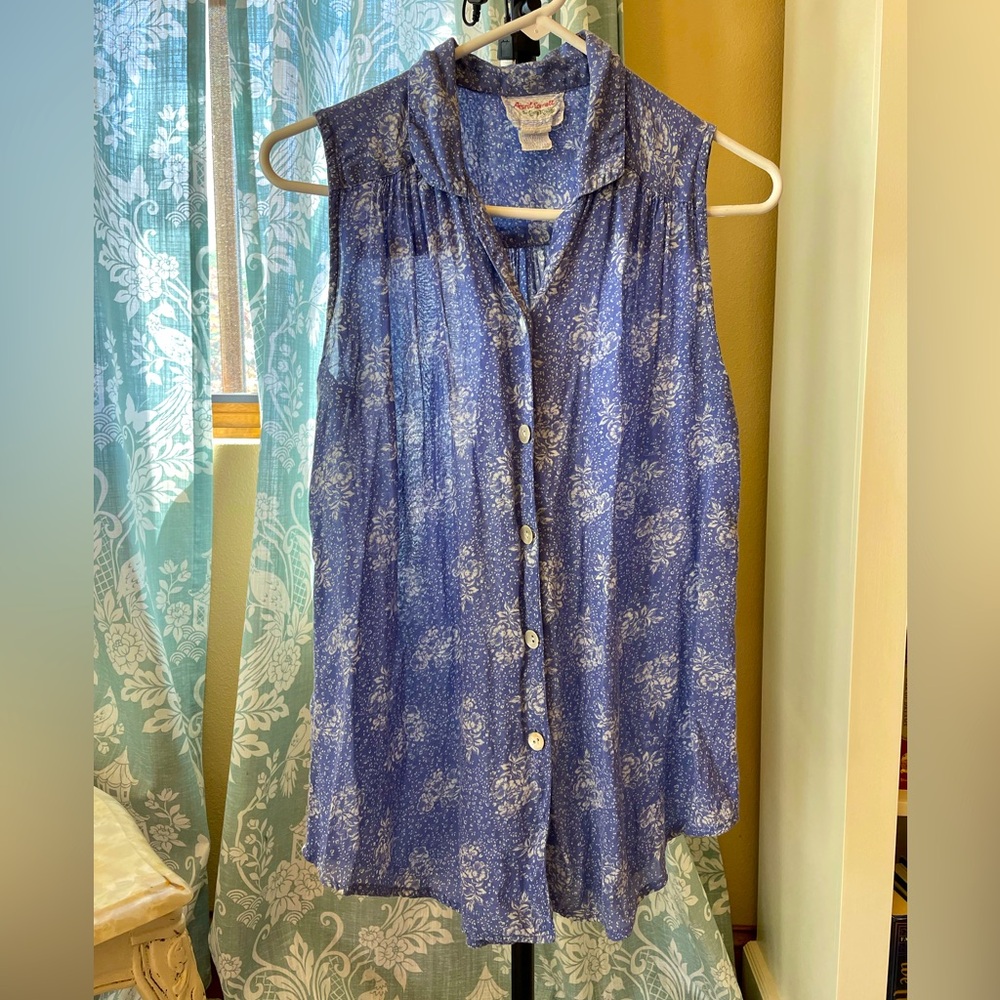Vintage April Cornell blue floral sleeveless button down